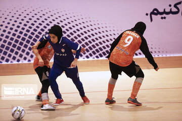 Women play futsal at Iran premier league