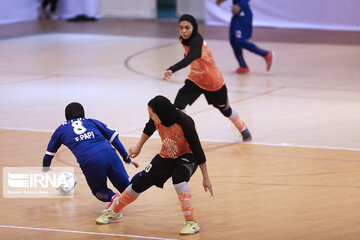 Women play futsal at Iran premier league