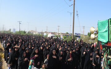 آیین عزاداری کاروان پیاده روی ازگتوند تا قدمگاه شاه خراسان