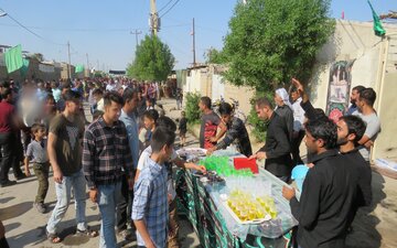 آیین عزاداری کاروان پیاده روی ازگتوند تا قدمگاه شاه خراسان