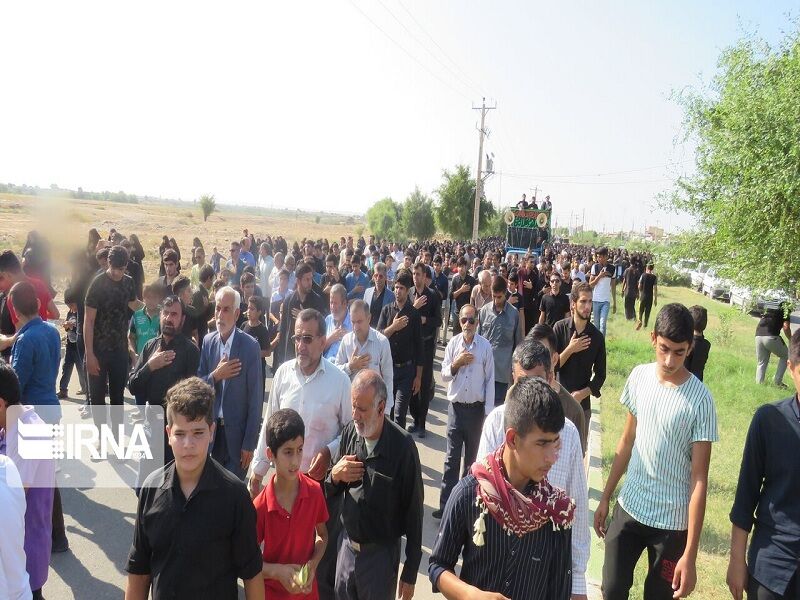 آیین عزاداری سالروز شهادت امام رضا (ع) در گتوند برگزار شد آیین عزاداری سالروز شهادت امام رضا (ع) در گتوند برگزار شد