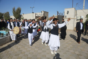 جشن شکرگزاری برداشت زعفران و زرشک