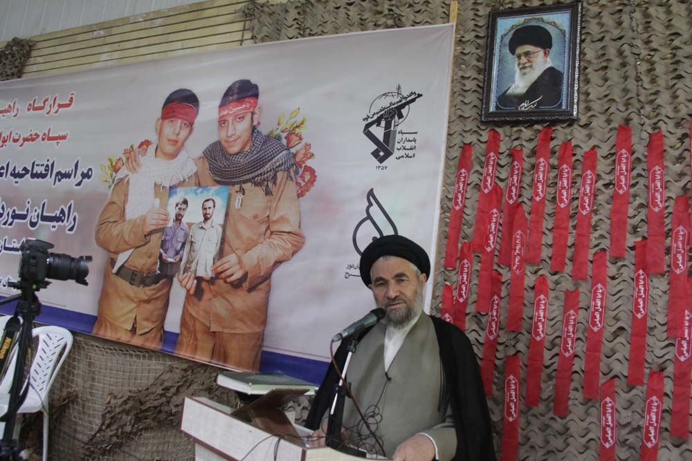 زیارت همراه با معرفت یادمان شهدا نکته کلیدی اردوهای راهیان نور