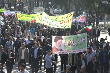 راهپیمایی 13 آبان در بروجرد