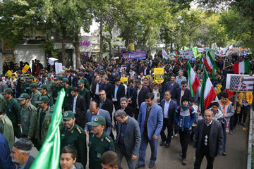 راهپیمایی ۱۳ آبان در بجنورد