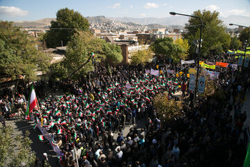 راهپیمایی 13 آبان سنندج