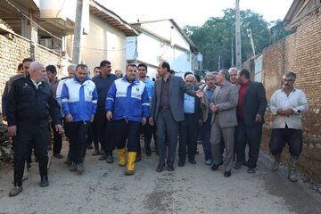 حضور استاندار مازندران از مناطق سیلزده شرق استان در شهرستان گلوگاه