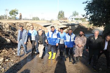 حضور استاندار مازندران از مناطق سیلزده شرق استان در شهرستان گلوگاه