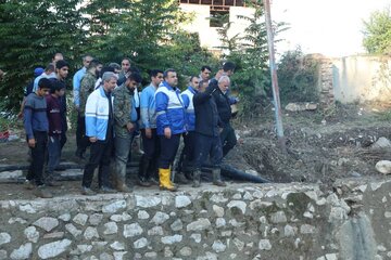 حضور استاندار مازندران از مناطق سیلزده شرق استان در شهرستان گلوگاه
