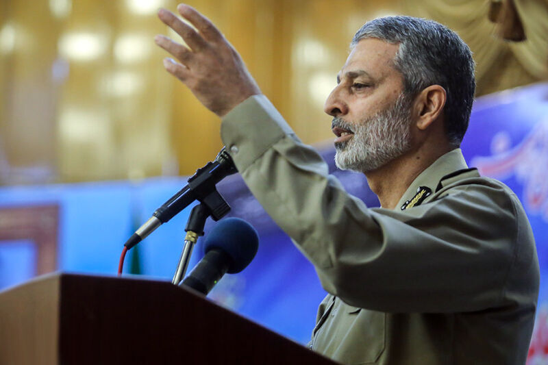 Iran Army cmdr: Nation challenged US fragile majesty on 13th Aban