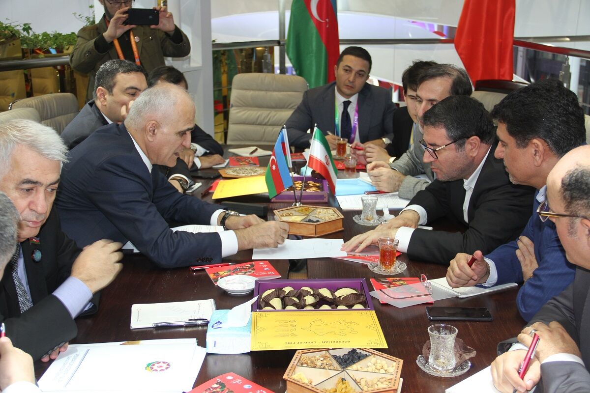 تاکید معاون نخست وزیر جمهوری آذربایجان بر تقویت روابط تجاری با ایران