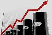 حمله ائتلاف آمریکایی به یمن، قیمت نفت را به  ۸۰.۵۵ دلار رساند