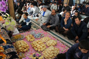 آغاز جشن‌های هفته وحدت در تکاب