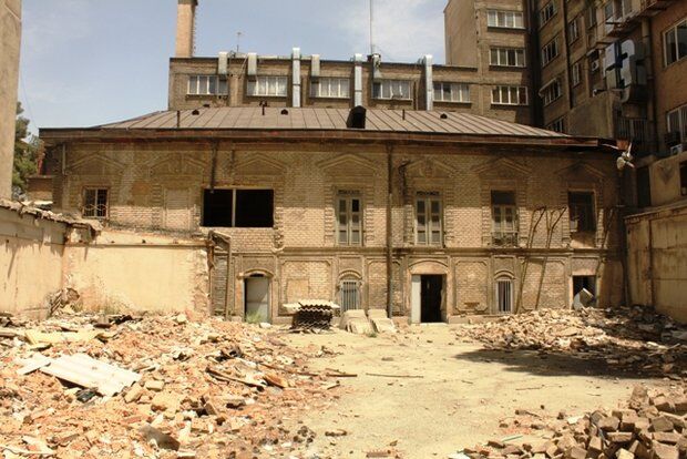 مرمت و تملک بناهای تاریخی پایتخت در دستور کار شهرداری قرار می‌گیرد