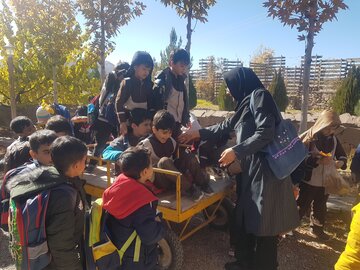 مهارت آموزی و آموزش کودکان شاهرودی در طبیعت