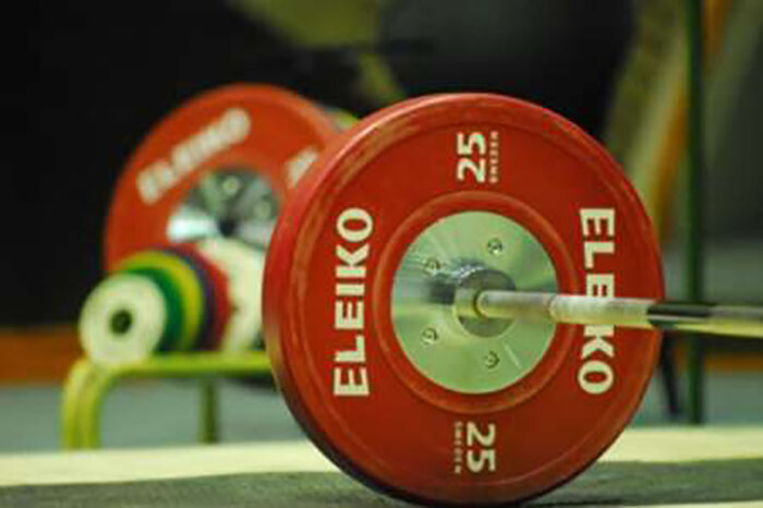 حضور پرقدرت آذربایجان‌غربی در مسابقات وزنه‌برداری جوانان کشور
