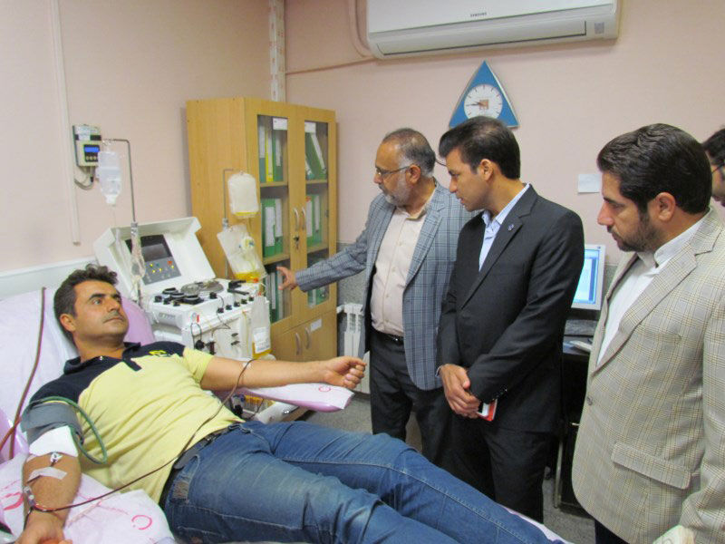 روابط عمومی دانشگاه علوم پزشکی یزد در زمره برترینهای حوزه سلامت روابط عمومی دانشگاه علوم پزشکی یزد در زمره برترینهای حوزه سلامت
