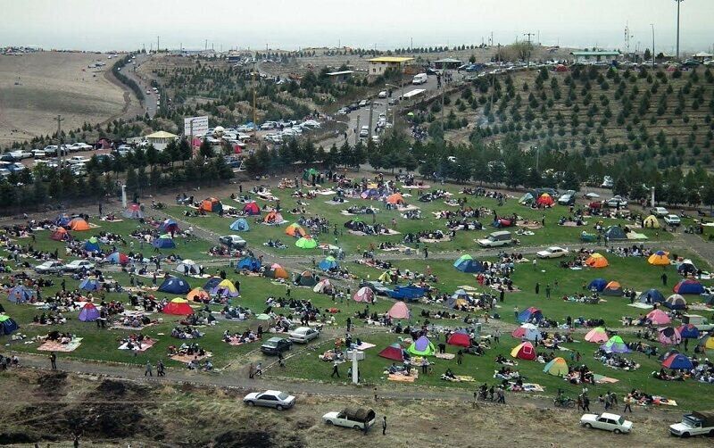 طبل بزرگ توخالی به نام بوستان فدک