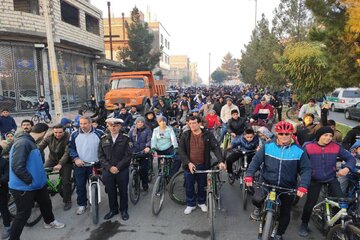 همایش ترکیبی دوچرخه‌سواری و پیاده‌روی در میاندوآب برگزار شد