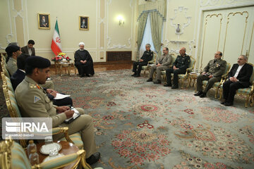 Pakistan Army chief meets Iranian President Rouhani