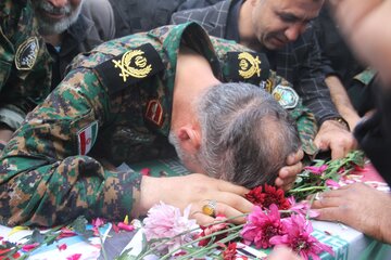 تشیع پیکر مطهر سروان شهید رضا صیادی مدافع نظم و امنیت شهرستان شوش