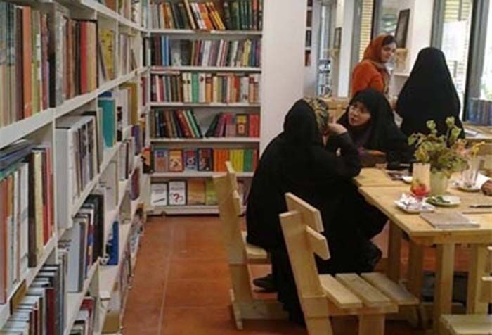 گسترش کافه کتابها راه‌حلی برای افزایش فروش کتاب 