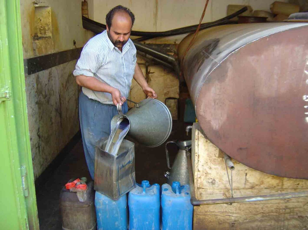 هشت میلیون لیتر فرآورده نفتی در روستاهای شاهرود توزیع شد