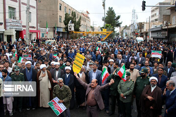 Iranian People Rally in Support of Gov't, Condemnation of Riots