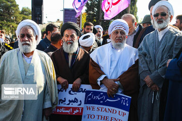 Iranian People Rally in Support of Gov't, Condemnation of Riots