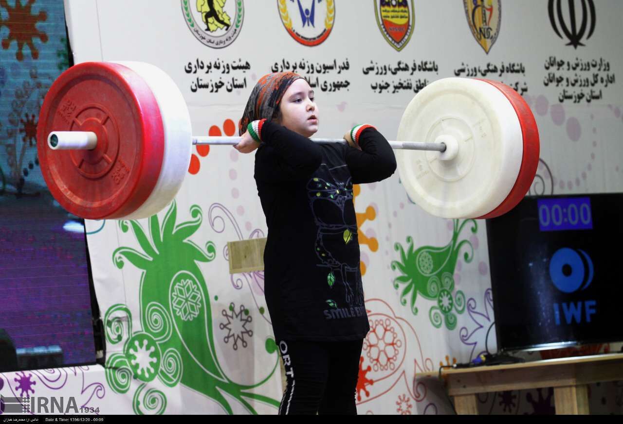 نخستین دختر وزنه‌بردار ایرانی از آرزوهایش می‌گوید