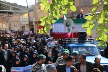 مردم ولایتمدار شوشتر با نظام جمهوری اسلامی تجدید بیعت کردند