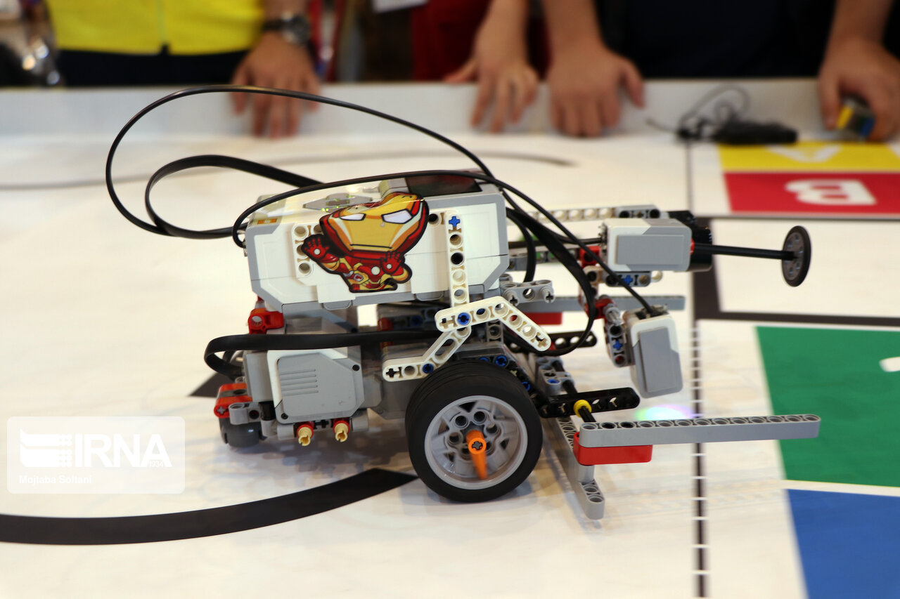 رقابت‌های رباتیک مسابقات ملی مهارت در قزوین به سال آینده موکول شد