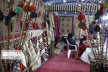 Regional Handicrafts Expo in Iran's Semnan