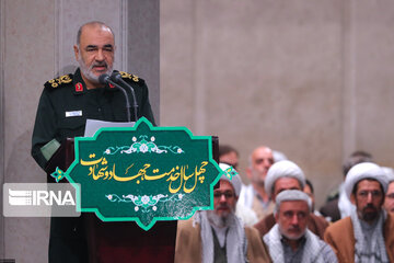 Supreme Leader meets Basij forces in Tehran