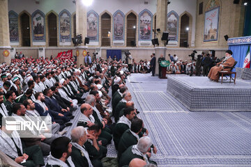 Supreme Leader meets Basij forces in Tehran