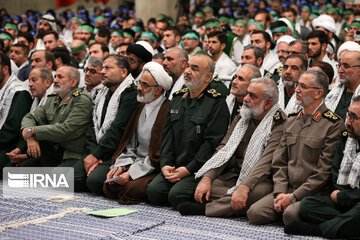 Supreme Leader meets Basij forces in Tehran