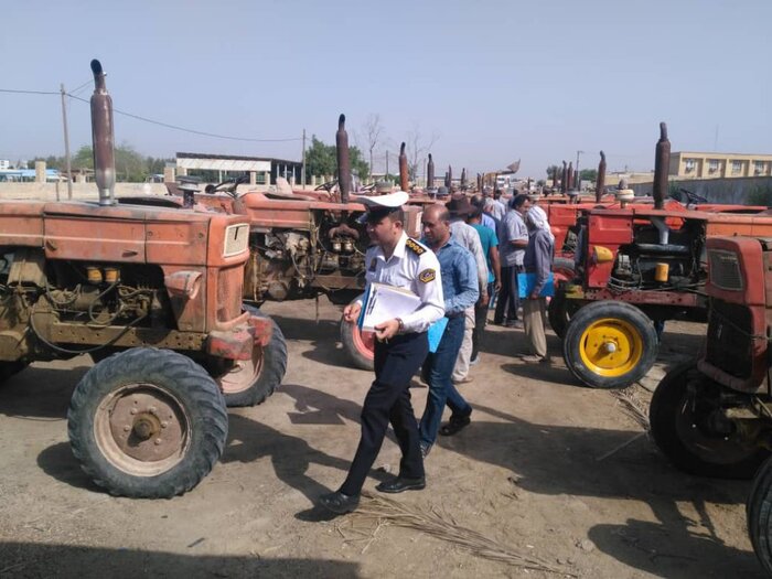 ۳۰۰ دستگاه تجهیزات کشاورزی در دامغان پلاک‌گذاری شد