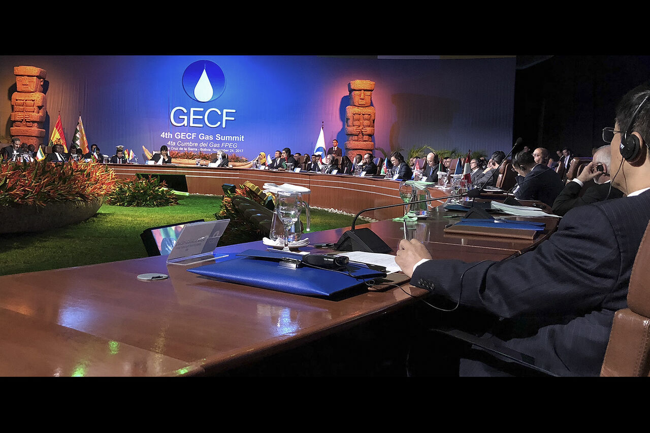 GECF participants finalize draft of statement