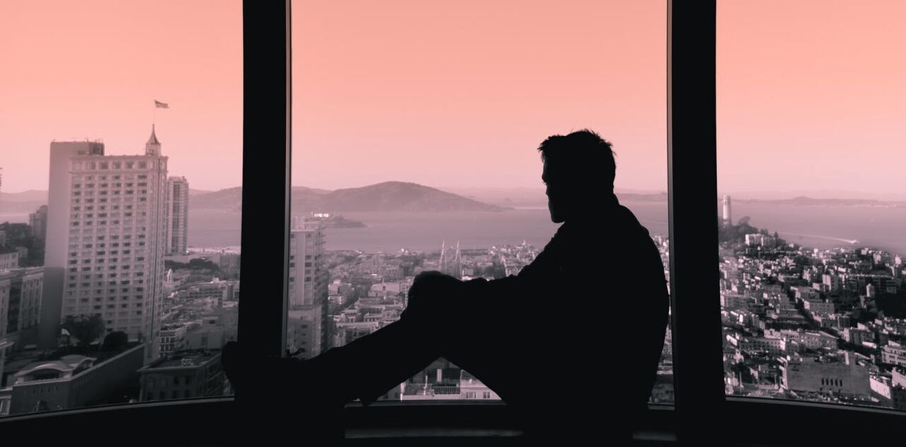 غم چگونه از جان جامعه می‌کاهد؟