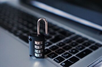 تهدیدهای سایبری ادارات سمنان در حوزه پدافند غیرعامل گزارش شود