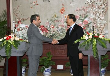 Araghchi visit to China