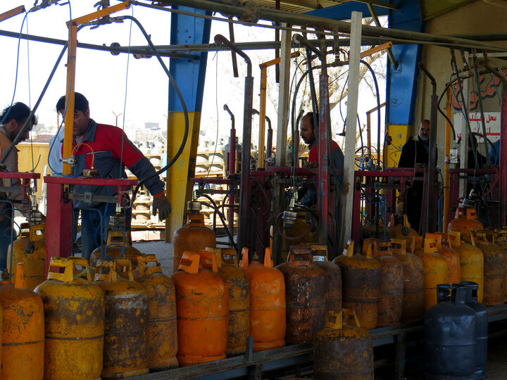 بازار سیاه گازمایع در سیستان و بلوچستان؛ هر سیلندر ۱۲ میلیون ریال