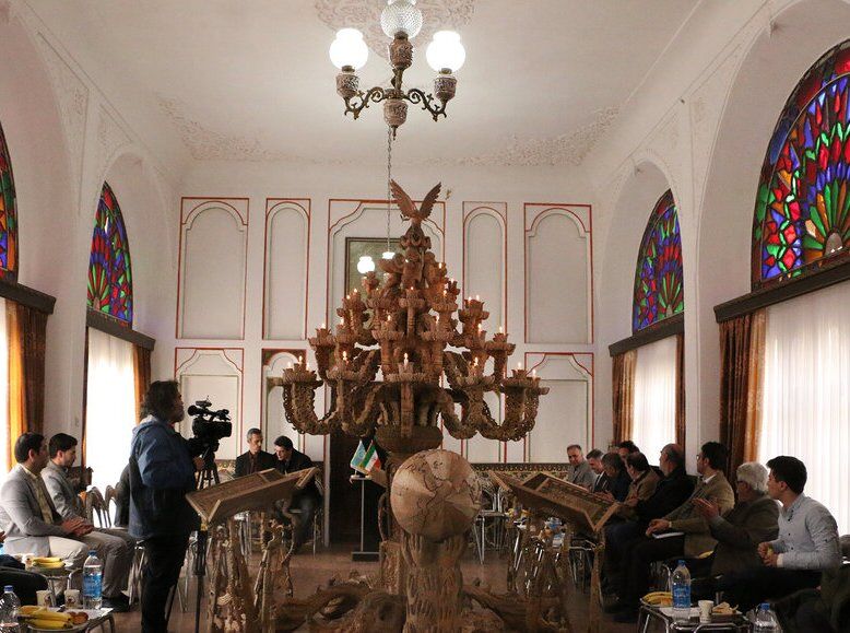 Дерево "Посланник мира и дружбы" представляет мирную доктрину Ирана Дерево "Посланник мира и дружбы" представляет мирную доктрину Ирана