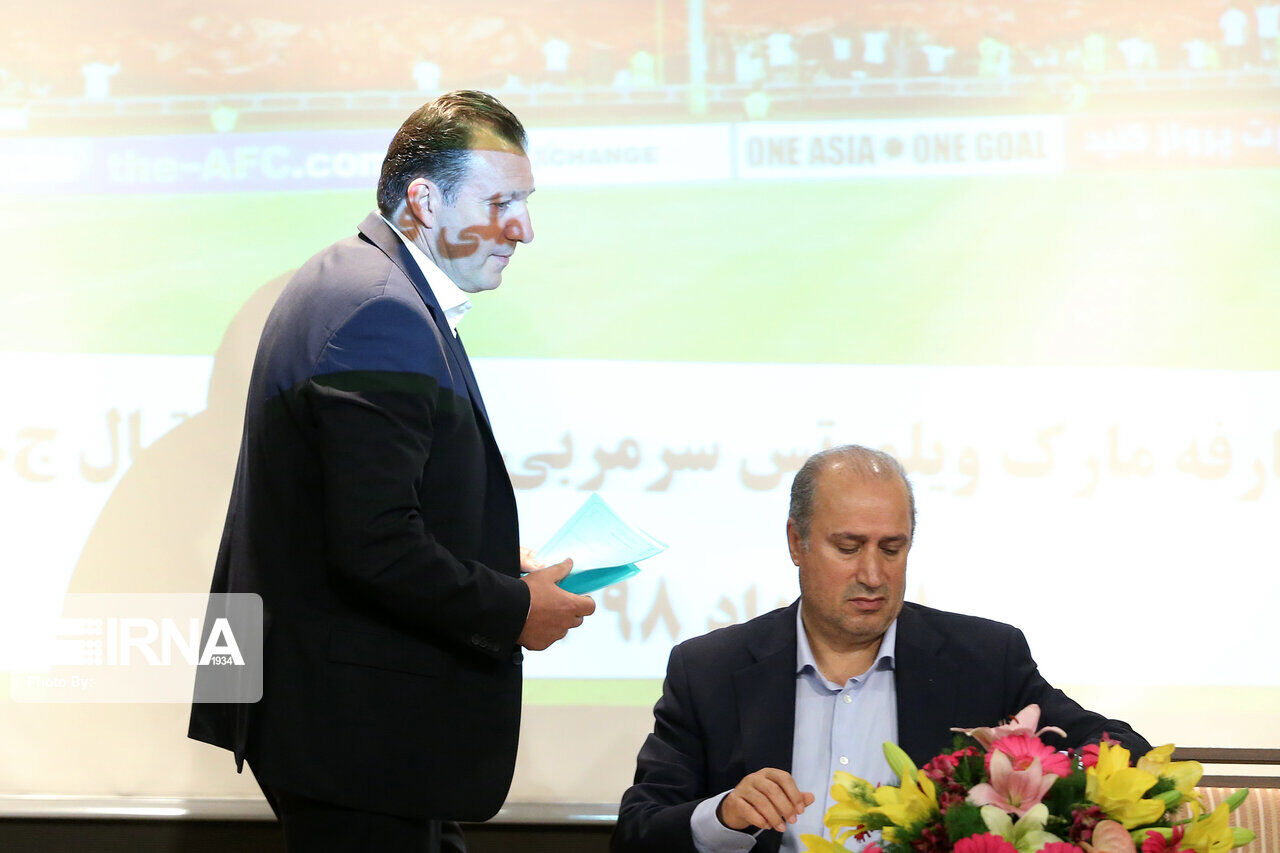 فوتبال ایران غرق در بحران امضاهای طلایی