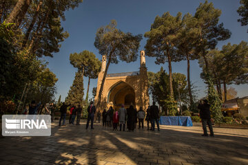 Iran's Menar Jonban, Isfahan's historical shaking minaret