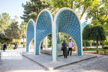 Kamal-Ol-Molk Mausoleum