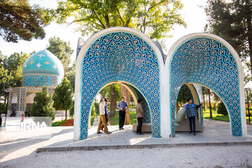 Kamal-Ol-Molk Mausoleum