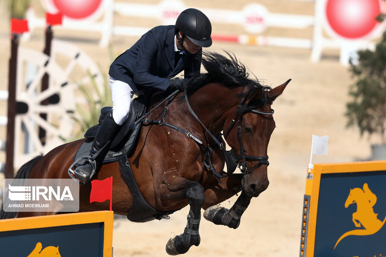 Jinete iraní se clasifica en quinto lugar en el Campeonato Asiático de Salto Ecuestre celebrado en Tailandia