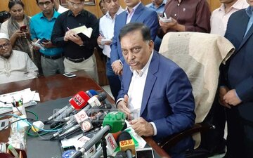 وزیر کشور بنگلادش سفر خود به هند را لغو کرد