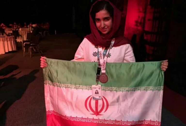 Internationale Junior Science Olympiade (IJSO): Iranische Studentin gewinnt Bronzemedaille